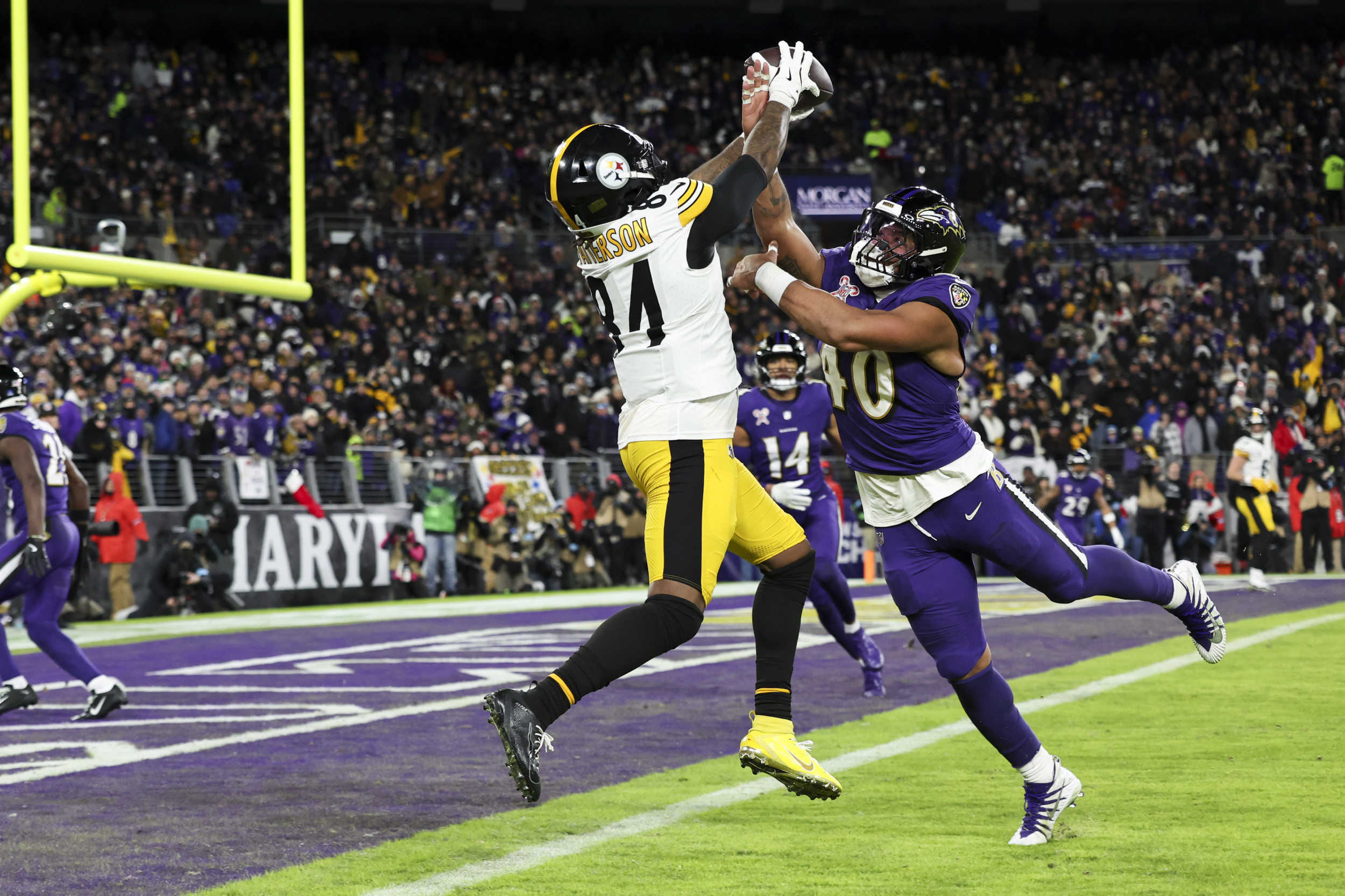 Steelers’ Cordarrelle Patterson Hilariously Announces His Own Release