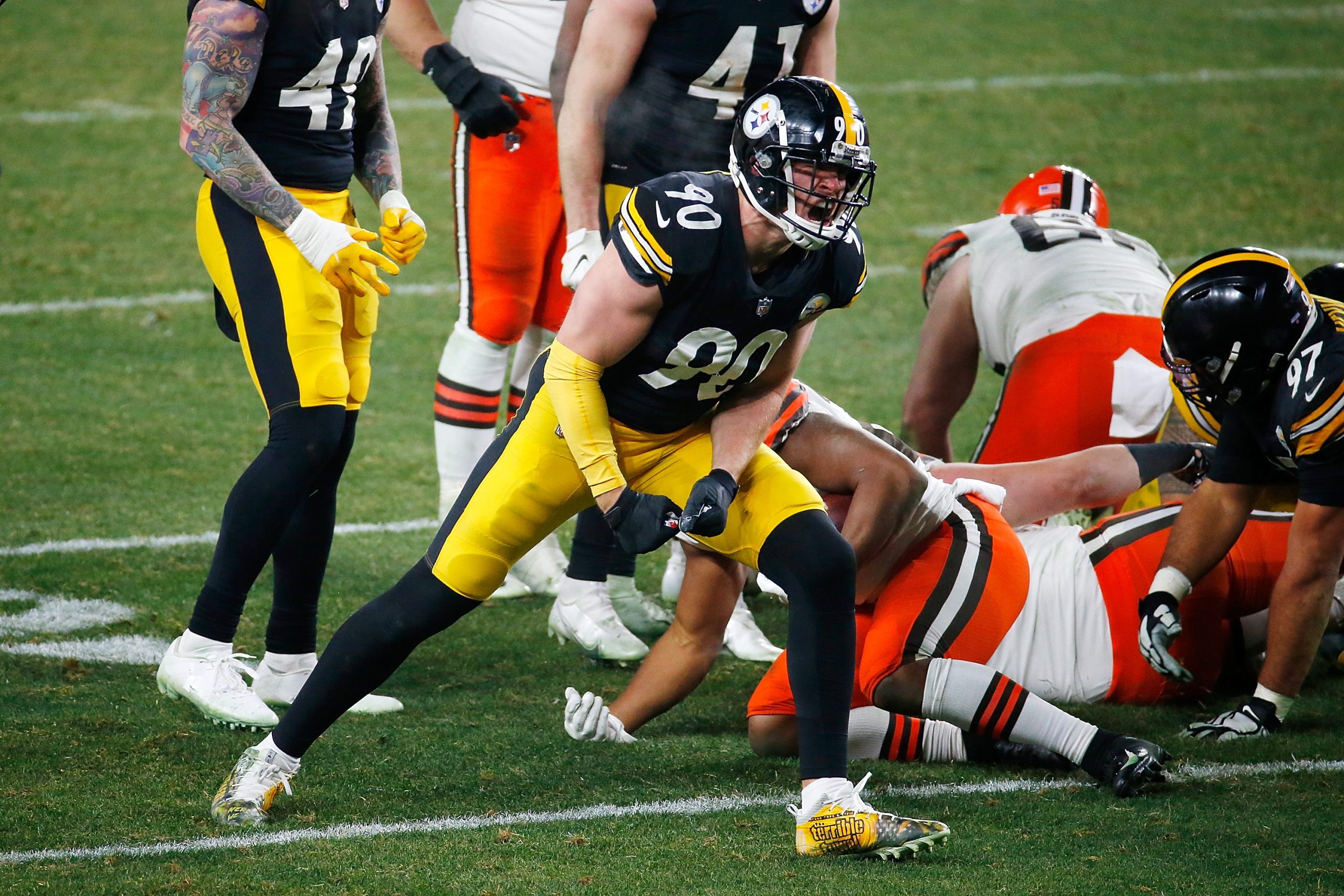 Commanders Land Steelers Standout in Blockbuster Mock Trade