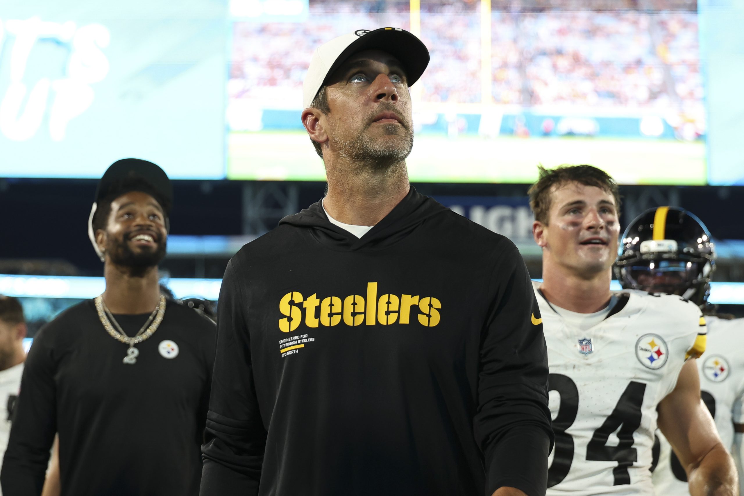 Former NFL Star Blasts Aaron Rodgers, Pittsburgh Steelers