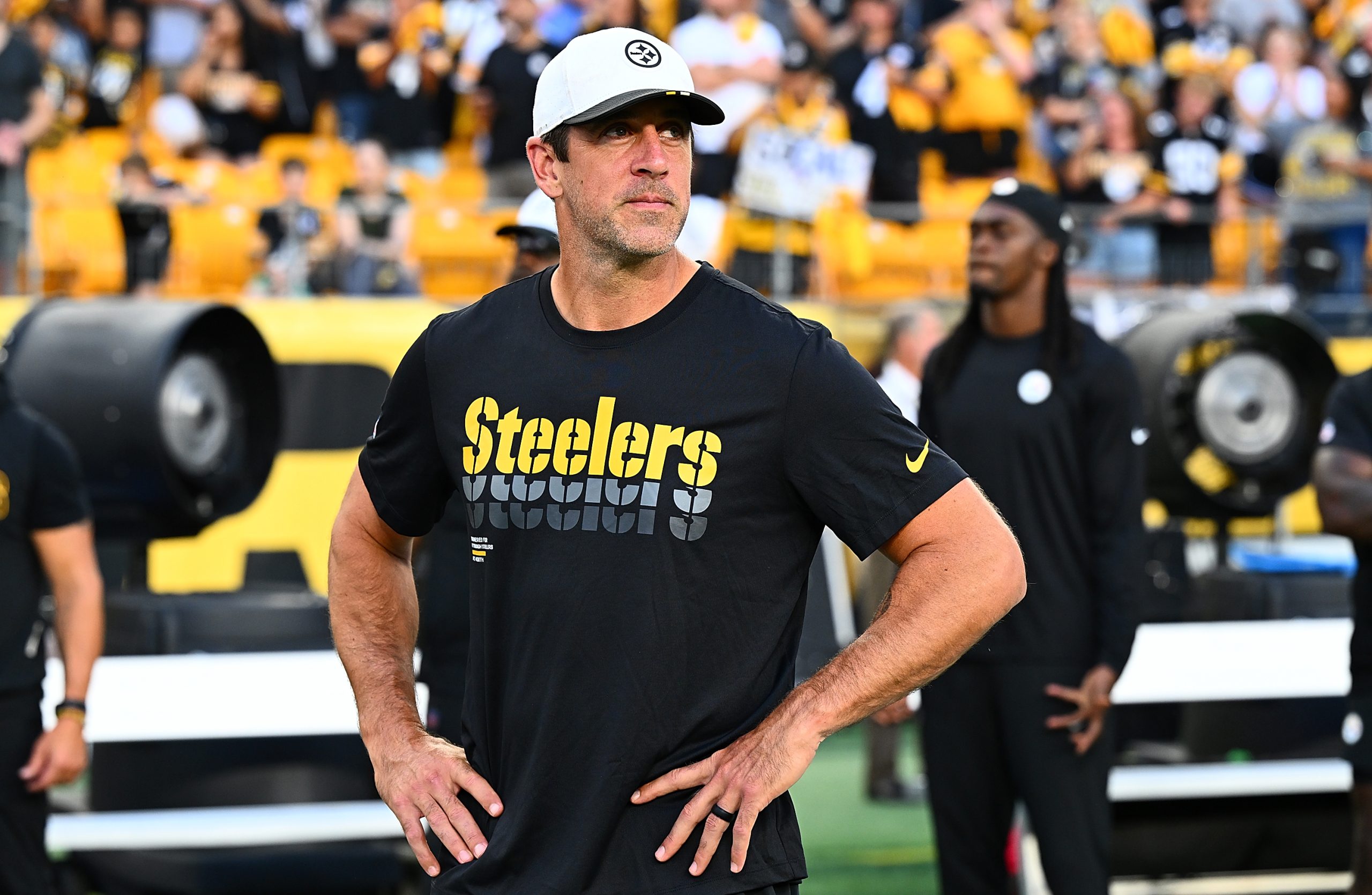 Steelers’ DK Metcalf Drops Major Hint About Aaron Rodgers’ Future