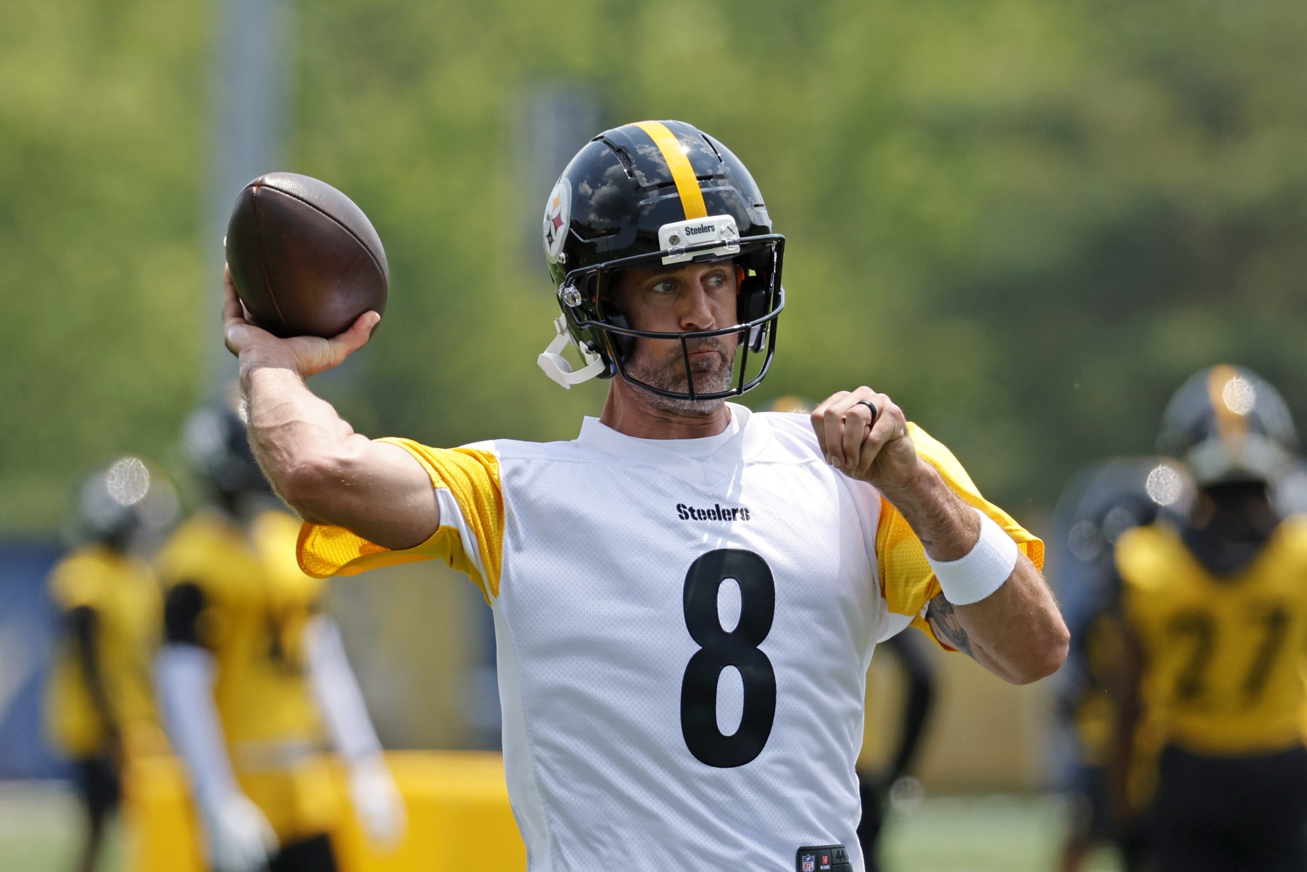 “It’s Crazy in Person”: Ryan Clark on Steelers QB Aaron Rodgers
