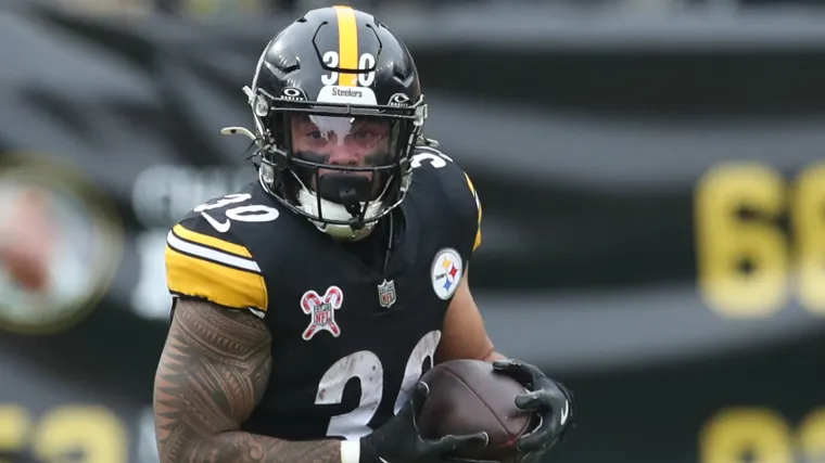 Pittsburgh Steelers’ OC Arthur Smith casts doubt on Jaylen Warren’s workload